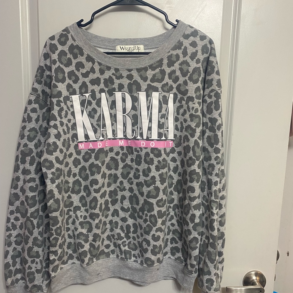 Grey leopard sweatshirt